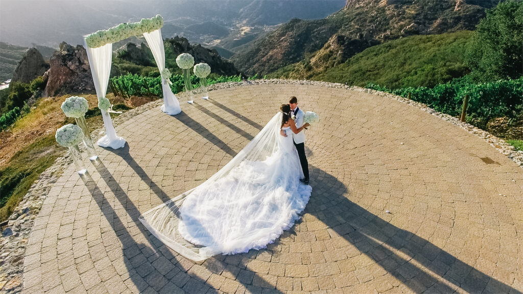 Malibu Rocky Oaks Wedding | Malibu Rocky Oaks Estate Vineyards, Malibu CA - wedding photography in California - 22
