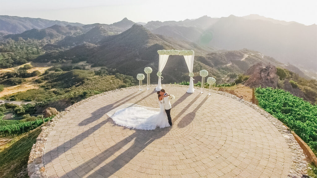 Malibu Rocky Oaks Wedding | Malibu Rocky Oaks Estate Vineyards, Malibu CA - wedding photography in California - 16