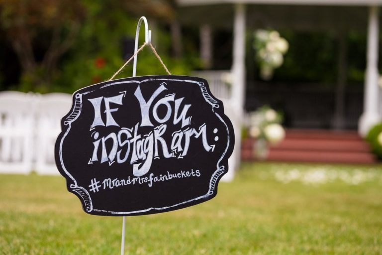 The Best Wedding Hashtag Tips
